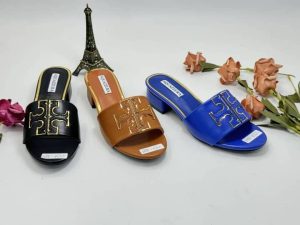 Ladies shoes