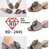 Middle heel