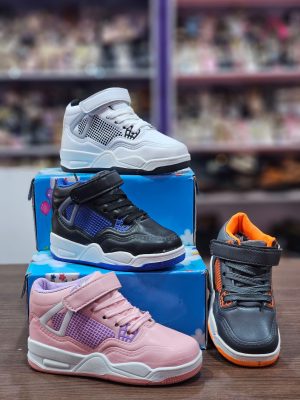 JORDAN KIDDIES SNEAKERS