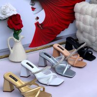 GOLDEN KELLO HEEL SLIPPERS